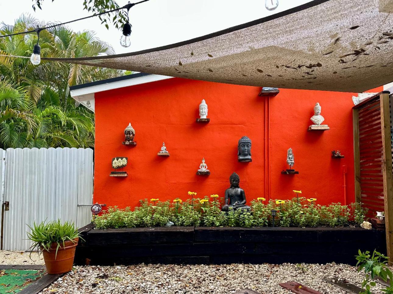 Flora'S Garden Apartment/Studio North Miami Bagian luar foto